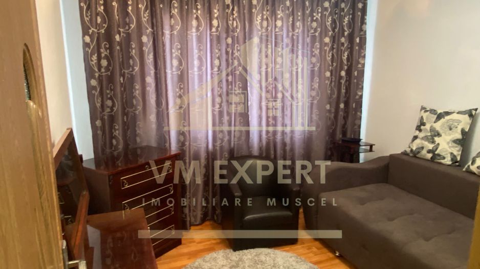 APARTAMENT 2 CAMERE ETAJ 3 VIȘOI CAMPULUNG - Poză 2