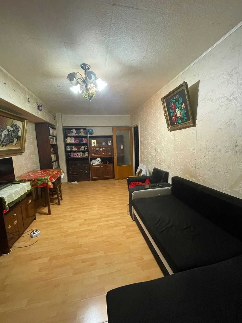 Apartament decomandat cu 4 camere situat pe soseaua Colentina - Poză 1