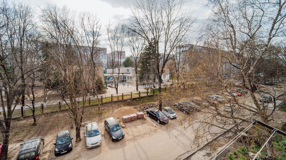 Apartament cu 3 camere - Poză 19