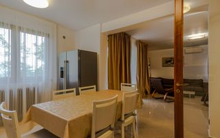 Ap spatios 4 camere, garaj, Andrei Muresanu, zona strazii Trifoiului - Poză 28