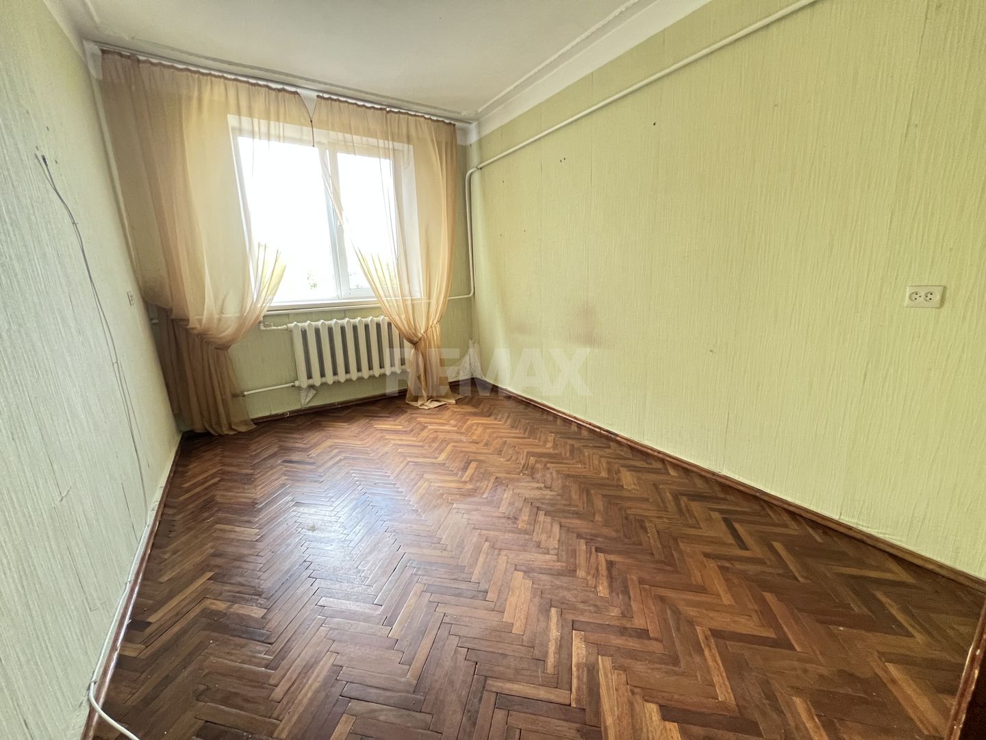 Apartament cu 3 odăi în Ialoveni - Poză 4