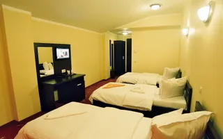 Fostul Hotel Rin - Miercurea Sibiului - Poză 12