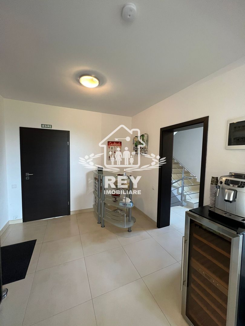 Casă de vacanță 9 camere de vânzare în Păltiniș cu piscina încălzită - Poză 15