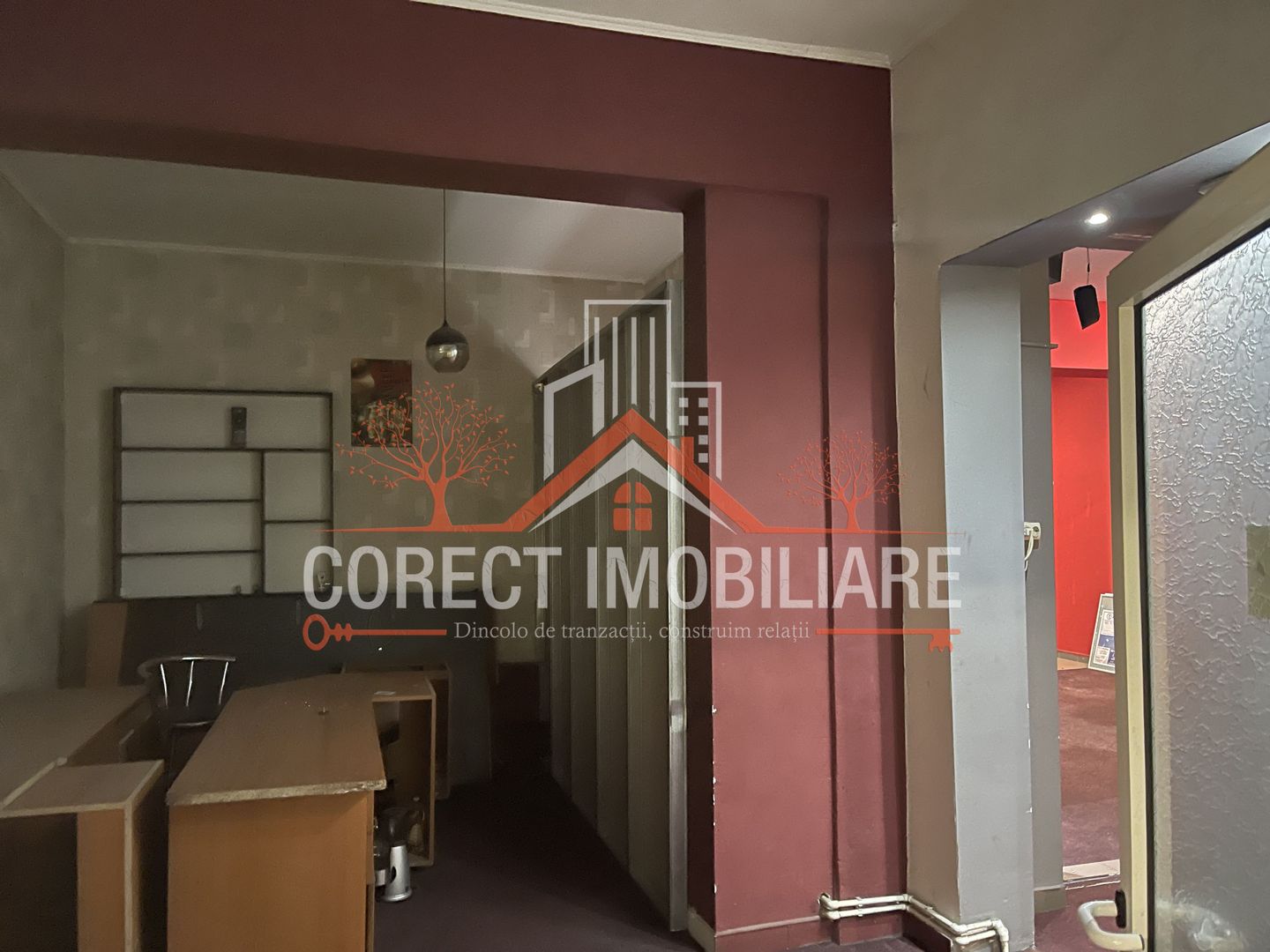 Spațiu comercial de închiriat . - Poză 4