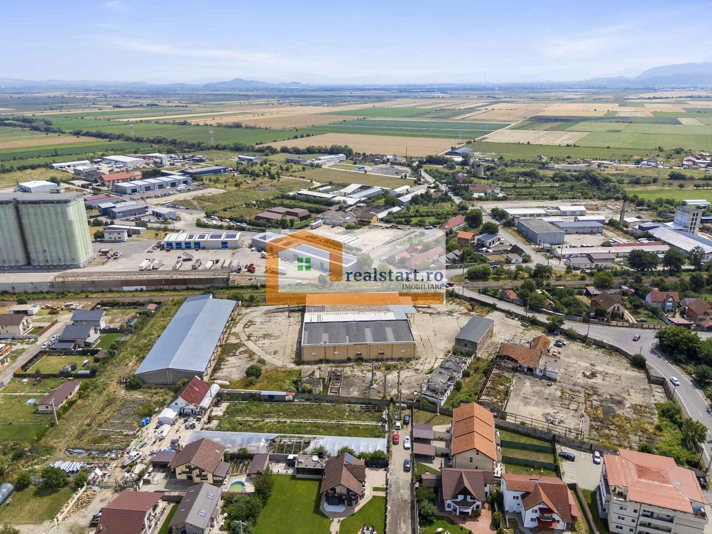 N BRASOV, Codlea, acces E60, teren 17000mp, 5600mp constructii D155ml la DJ112A, - Poză 8