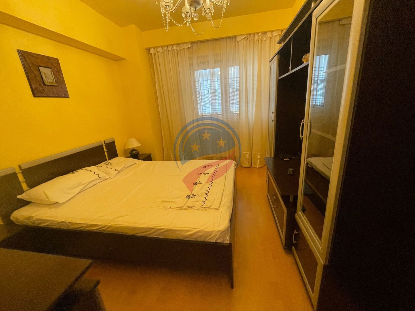 Apartament cu 3 camere zona Ultracentrala, vis-a-vis de Universitate - Poză 8
