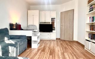 Apartament 2 camere, decomandat, 41,82 mp util + balcon 4,38 mp, loc parcare, str. Dealul Zorilor, zona Complex Eos, Rediu - Poză 2