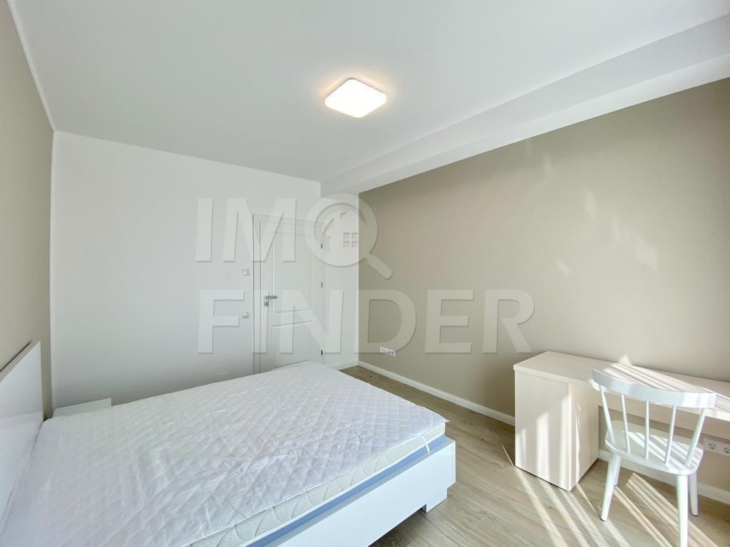 Inchiriere apartament 3 camere situat in vila privata, zona UMF - Poză 13