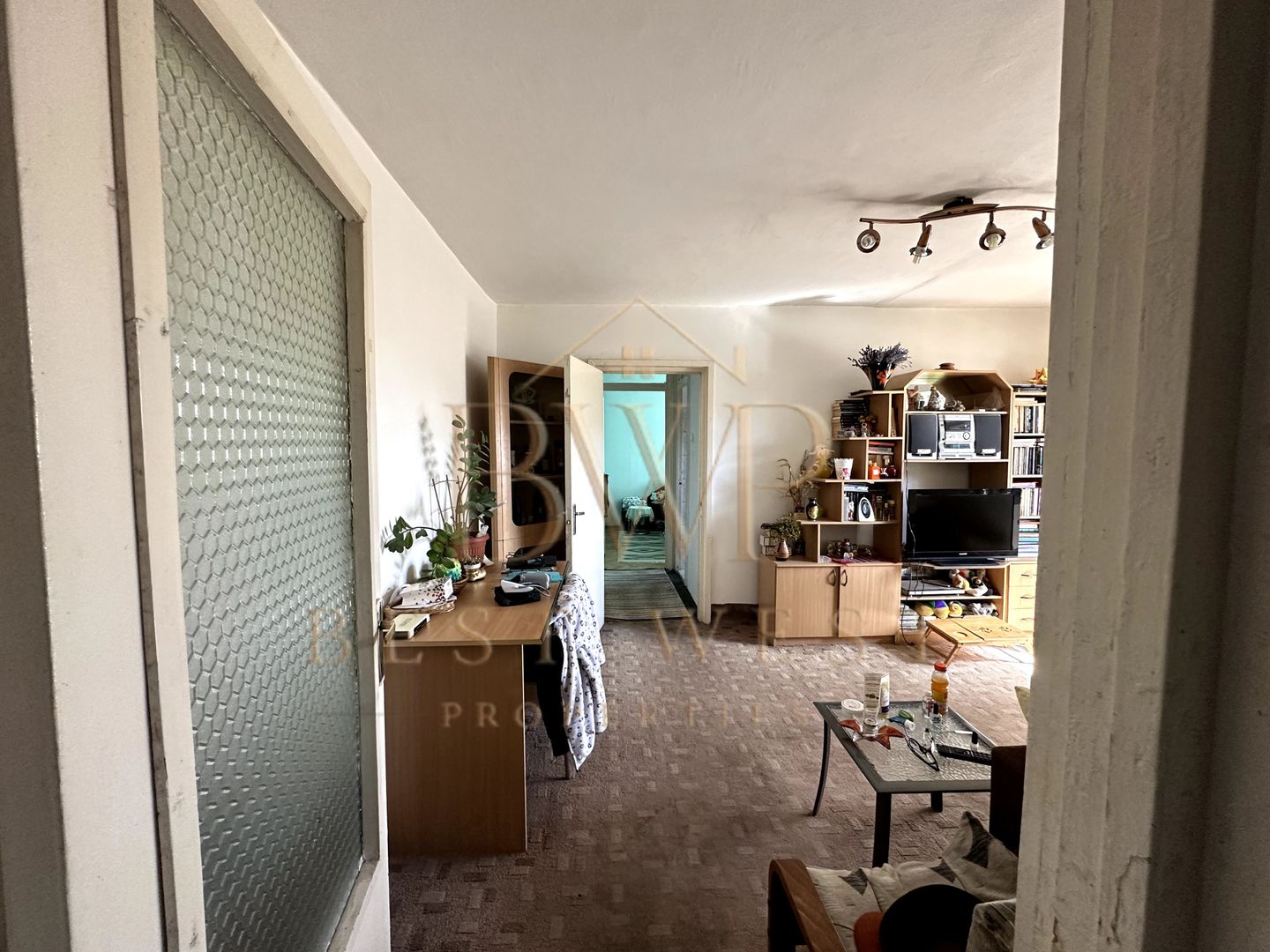 Apartament 3 camere, 2 bai, etaj intermediar, Dambovita - Poză 7