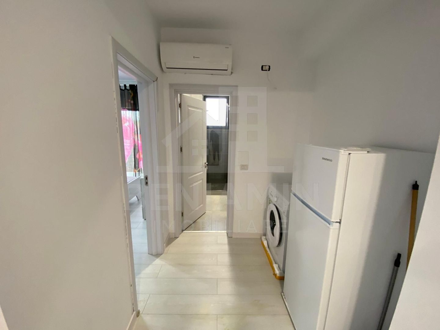 Apartament open space | Prima închiriere | Bloc nou | Zona Consul - Poză 8