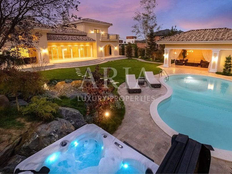 LUXURY MANSION NEAR THE FOREST - PIPERA TUNARI - Poză 2