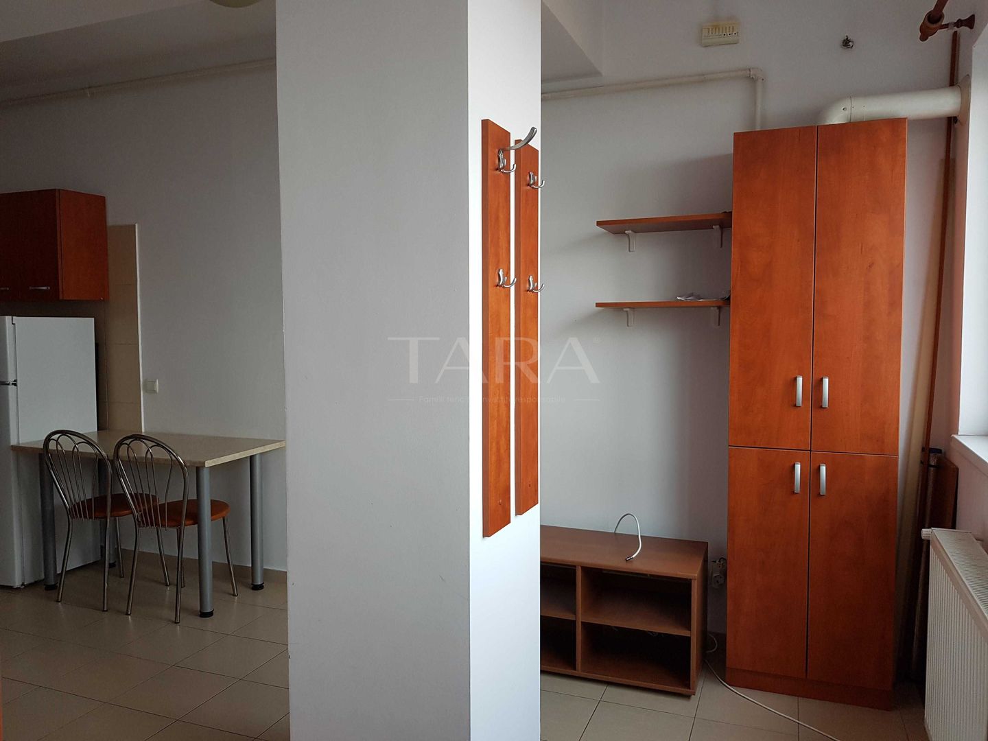 Apartament 2 camere, mobilat și utilat, în zona centrală - Poză 4