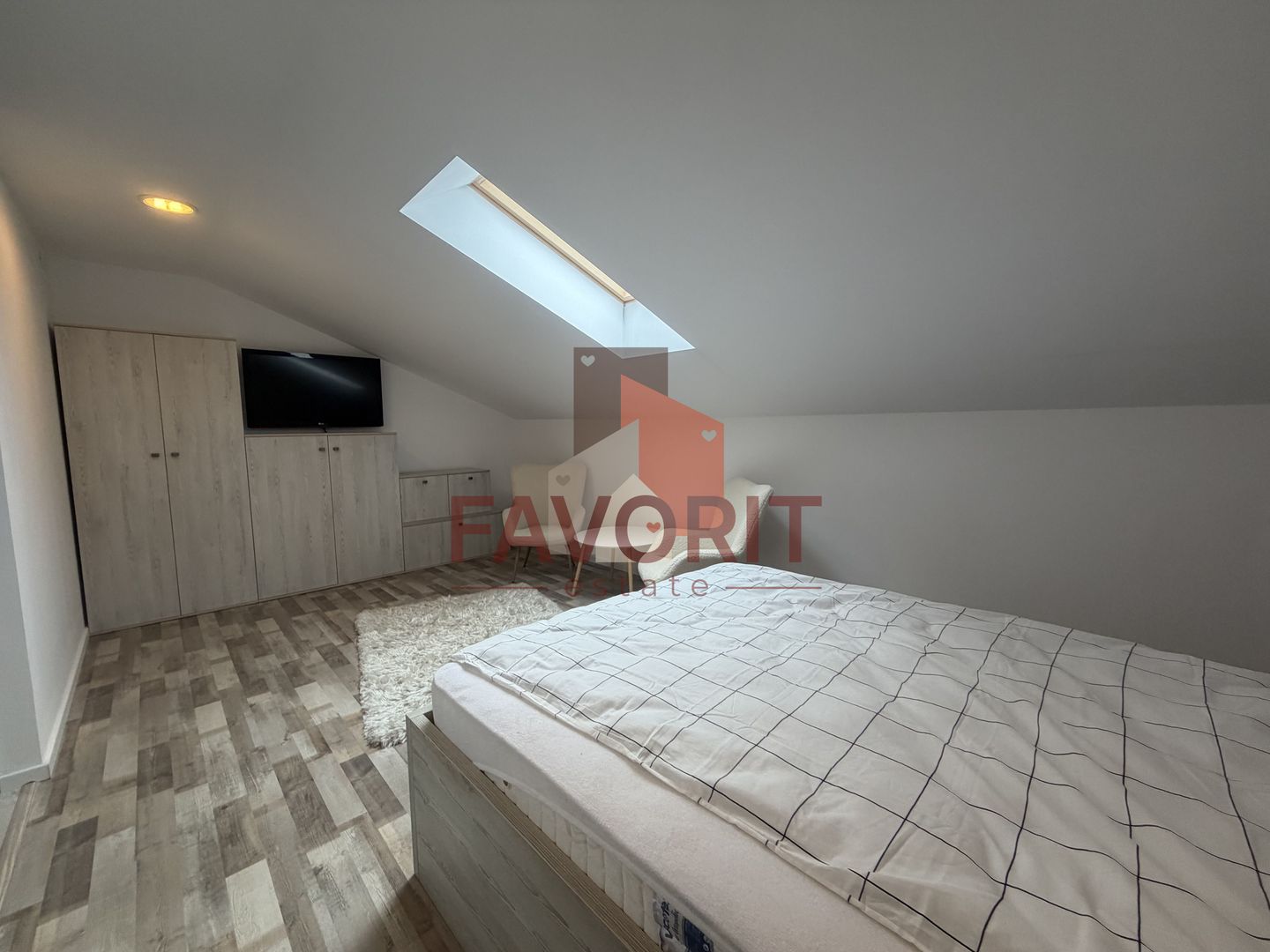 Mobilat si utilat. Disponibil imediat.  Bucatarie inchisa - Poză 6