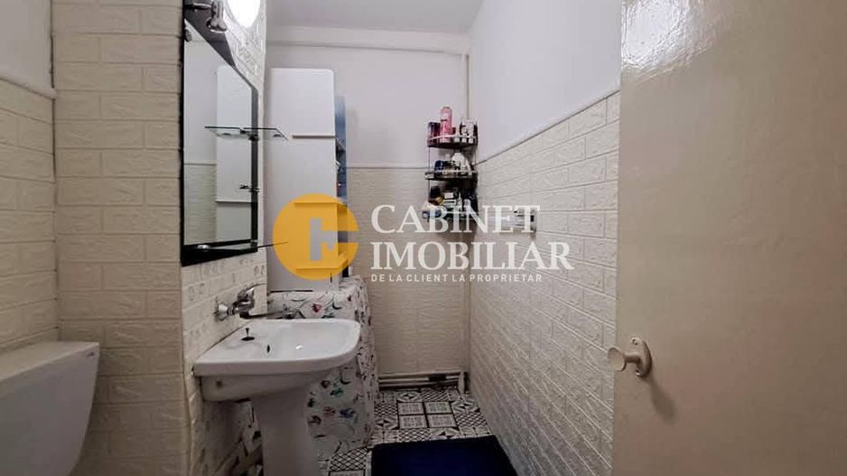 Dancu - 4 camere - decomandat - 1986 - Poză 7