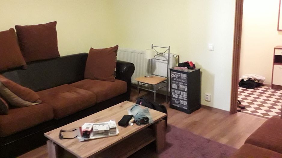 De Inchiriat Apartament 3 camere Universitate - Armeneasca sector 2 - Poză 1