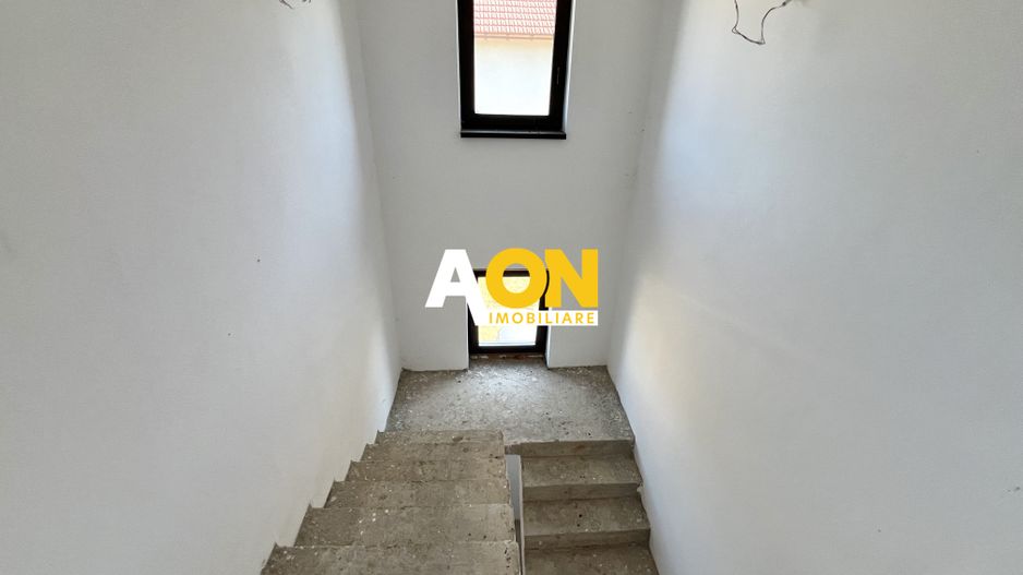 Casa individuala cu 4 camere, 2 bai, terasa, 800mp teren, Sp+P+1E - Poză 13