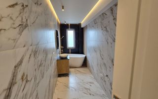 Apartament spațios și luminos cu 3 Camere I Rădăuți - Poză 12