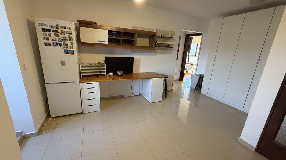 Apartament 3 camere, Zona Bucovina, Recent Renovat, Mobilat - Poză 1