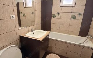 Casă înșiruită de închiriat | Tractorul | Grădină & Parcare privată - Poză 5