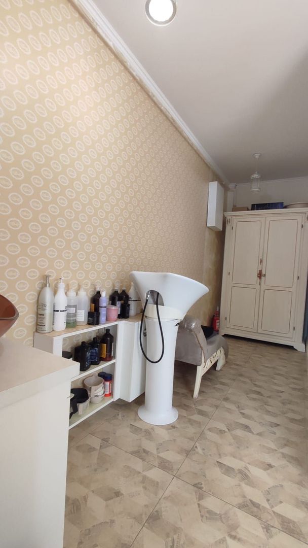 Afacere la Cheie ,Inclus Spatiu si Parcare - Poză 13