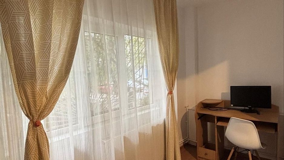 AP. 2 CAMERE SEBASTIAN, CENTRALA TERMICA, BUCATARIE INCHISA, MODERN - Poză 3