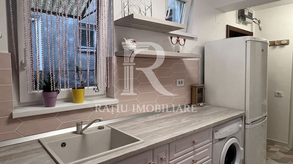 Apartament cu 2 camere | Strada Iza | Rogerius | Oradea - Poză 3