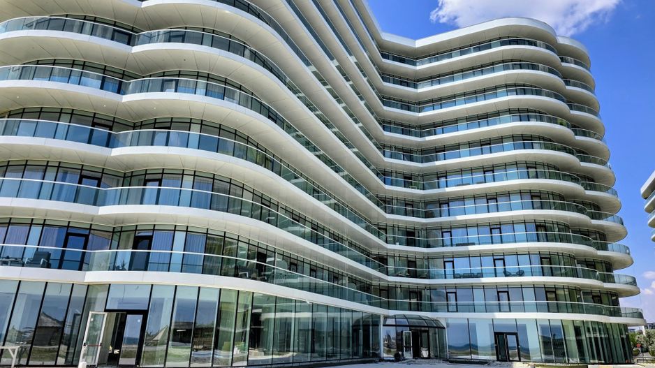 Apartament de lux cu 3 camere în Resort White Sea – Mamaia Nord - Pe malul marii - Poză 1