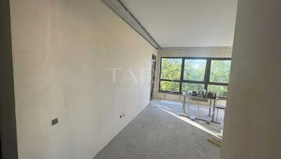 Apartament cu 3 camere în Andrei Mureșanu - Poză 1