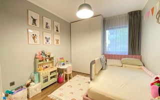 Apartament cu 3 camere si terasa, ansamblul Luminia, Europa - Poză 5