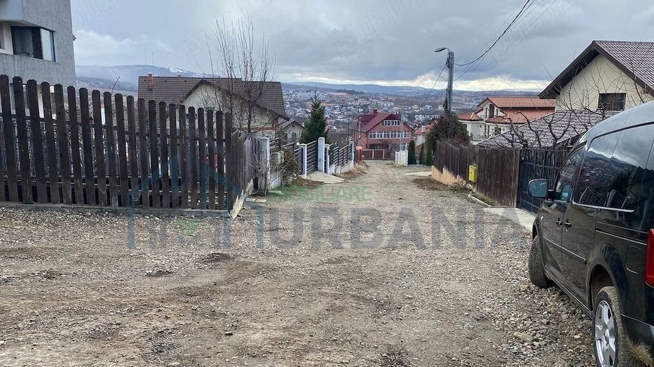 Teren intravilan Bucium (Plopii fara sot) - Poză 2