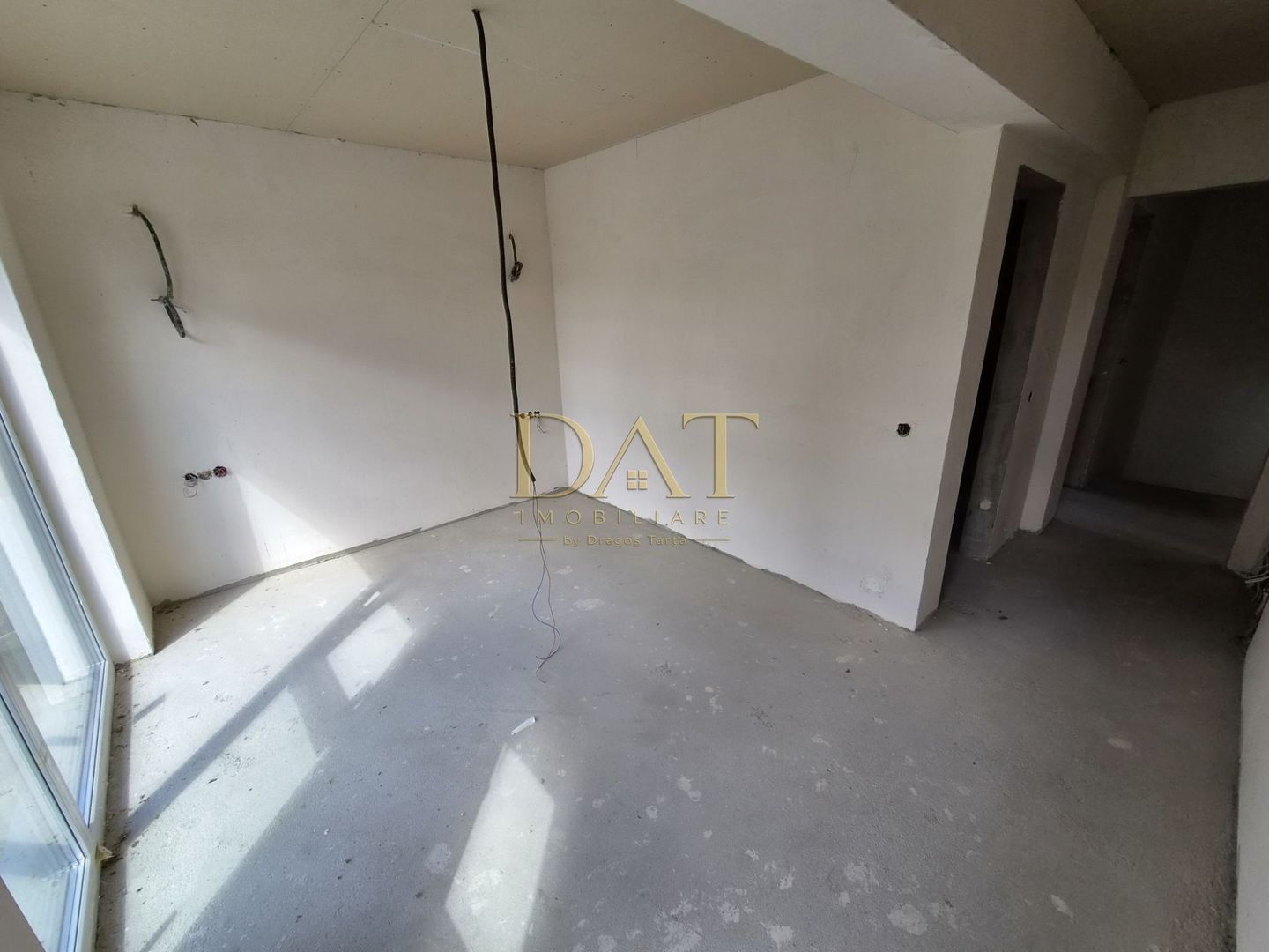 Casa tip Duplex  | 4 camere | 2 parcari | La intrare in Chinteni - Poză 6