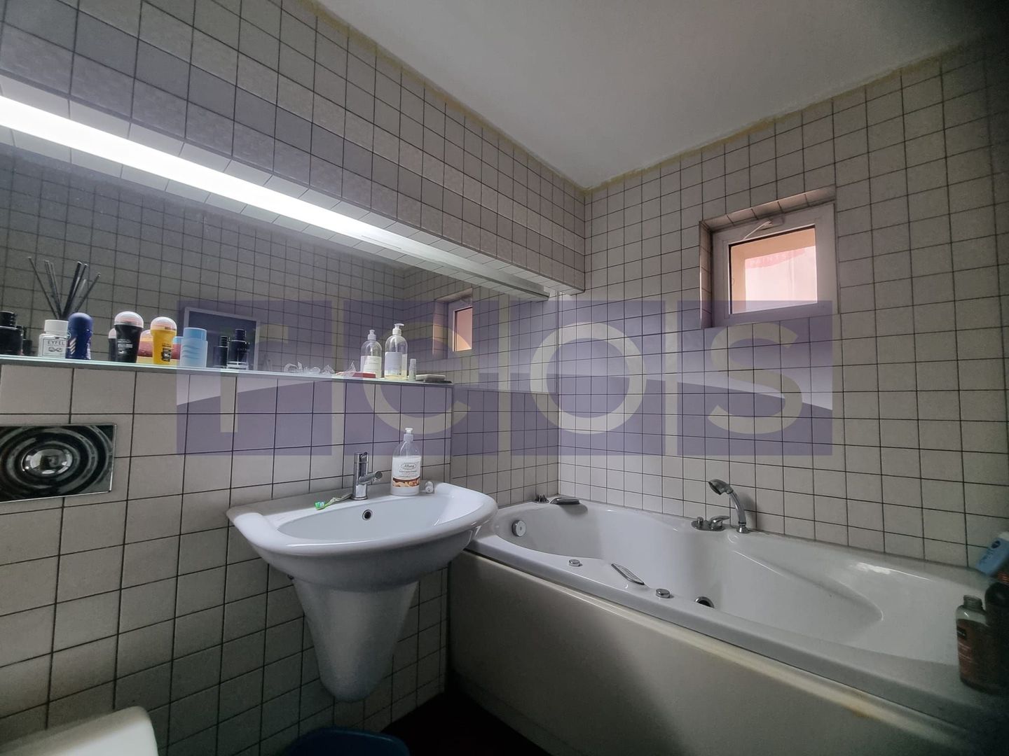 VANZARE 3 CAMERE -  SEMIDECOMANDAT - Mall Vitan - Poză 11