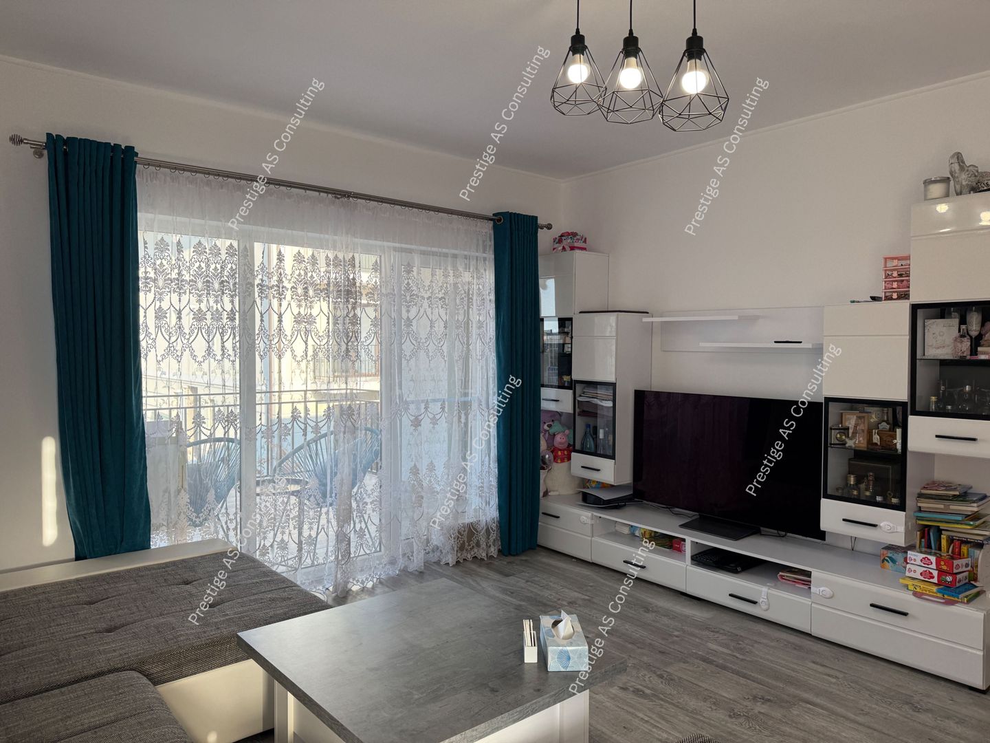 Apartament decomandat | 2 camere + Terasa de 12mp- Str. Bicaz-Giroc - Poză 2