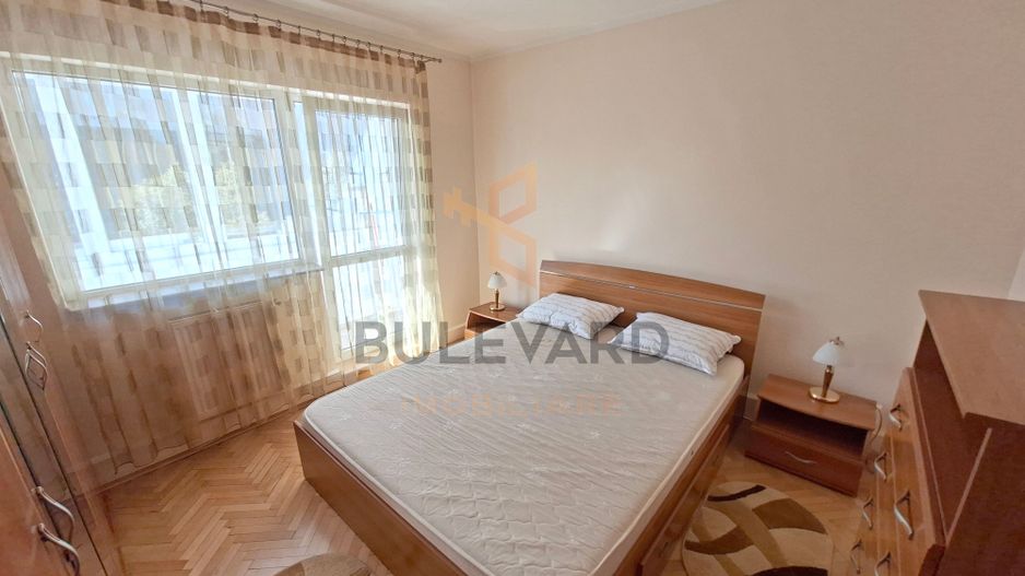 Apartament 3 camere decomandate + parcare, mijlocul strazii Titulescu! - Poză 1