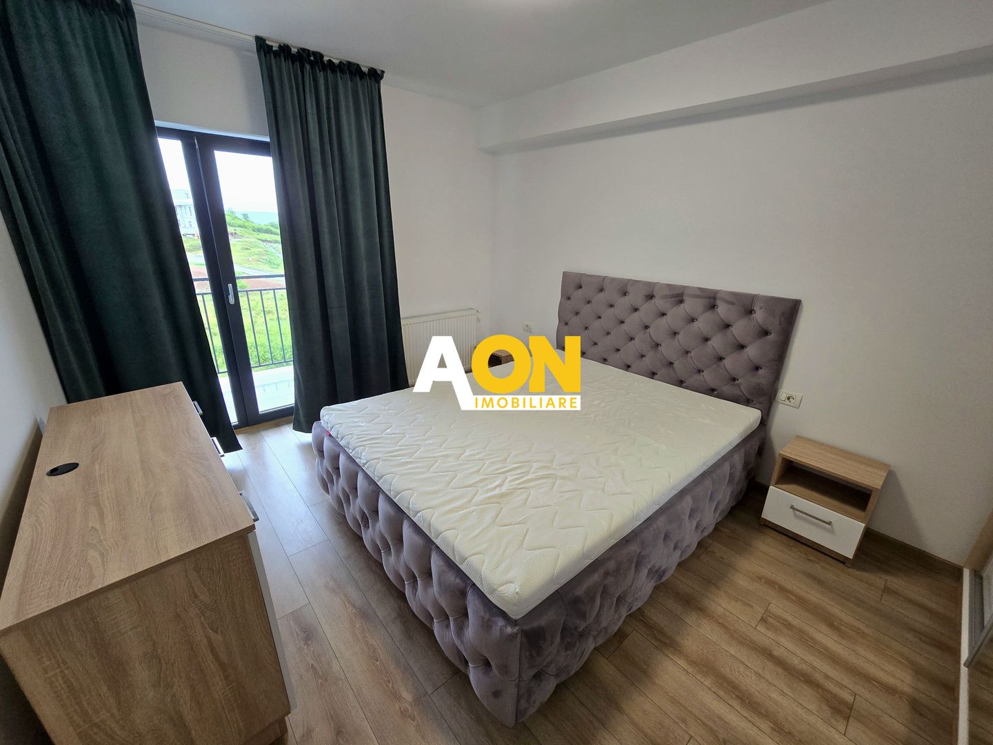 Apartament cu 2 Camere, Bloc Nou, Zona Schit - Poză 1