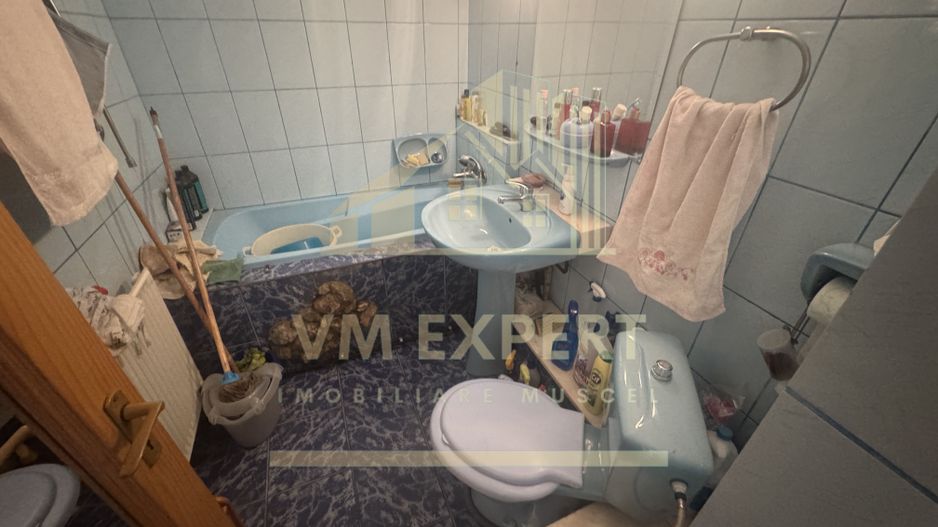 APARTAMENT 3 CAMERE ETAJ 4 GRUI CAMPULUNG - Poză 15