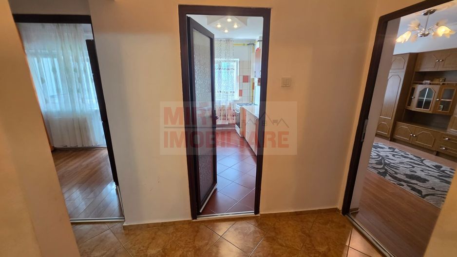 Apartament 2 camere de inchiriat – zona Republicii, mobilat si utilat - Poză 6