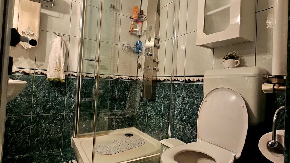 Apartamnent decomandat cu 3 camere, Sector 6- Cetatea de Balta - Poză 17