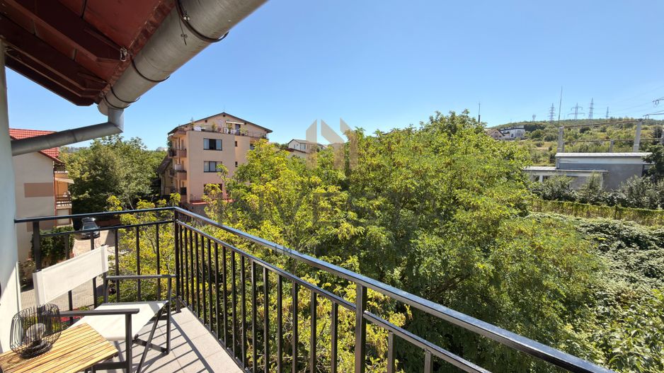 Apartament cu 4 camere 99 mp, dispus pe 2 etaje, zona Manastur! - Poză 14