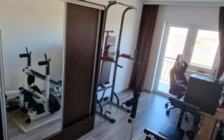 Apartament 3 camere | 71 m  utili | 2 băi | 2 balcoane | Parcare în fața vilei | Mobilat | Etaj 2 - Poză 5