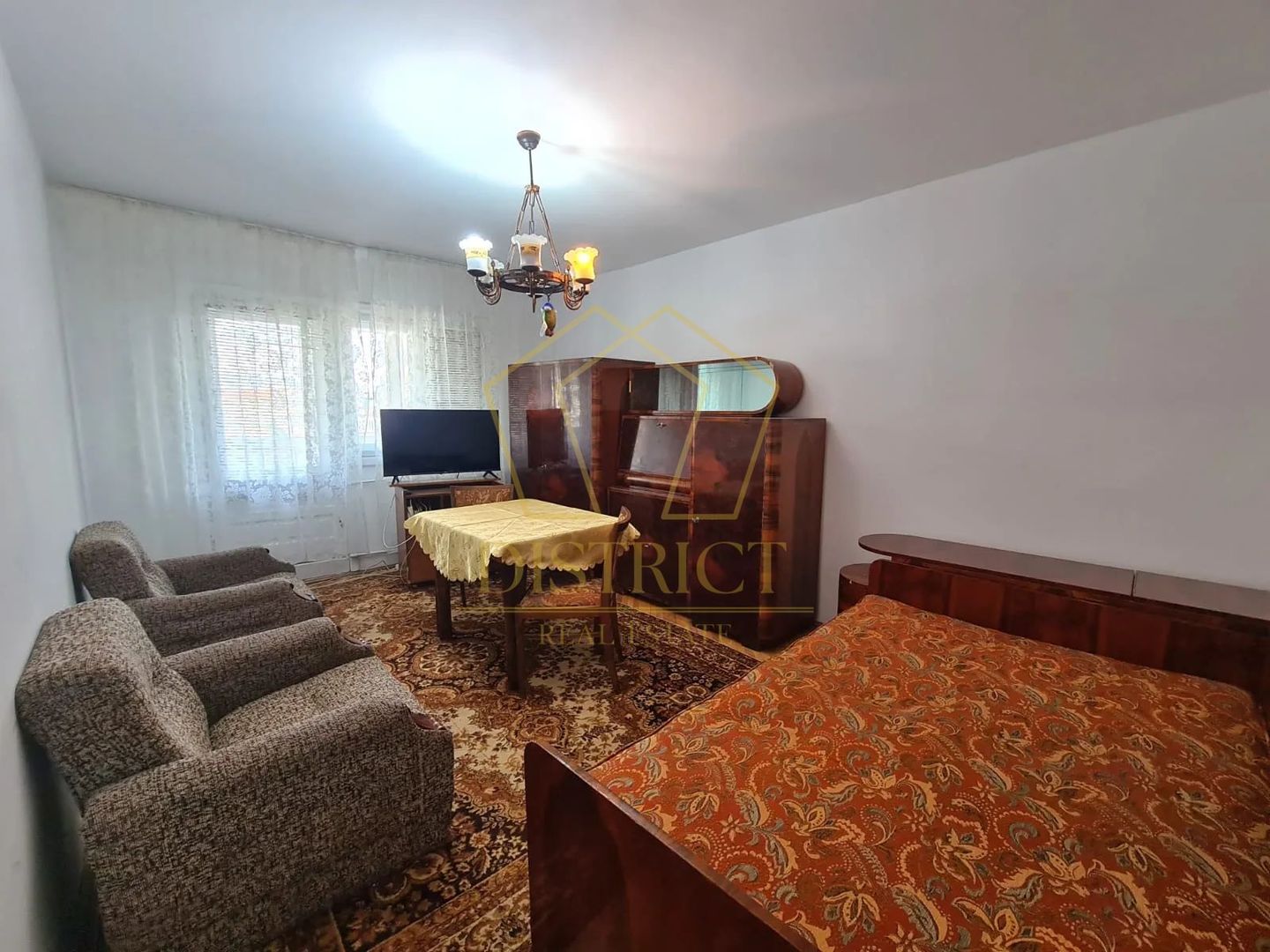 Apartament cu 3 camere decomandate in zona buna | Complex Studentesc - Poză 1