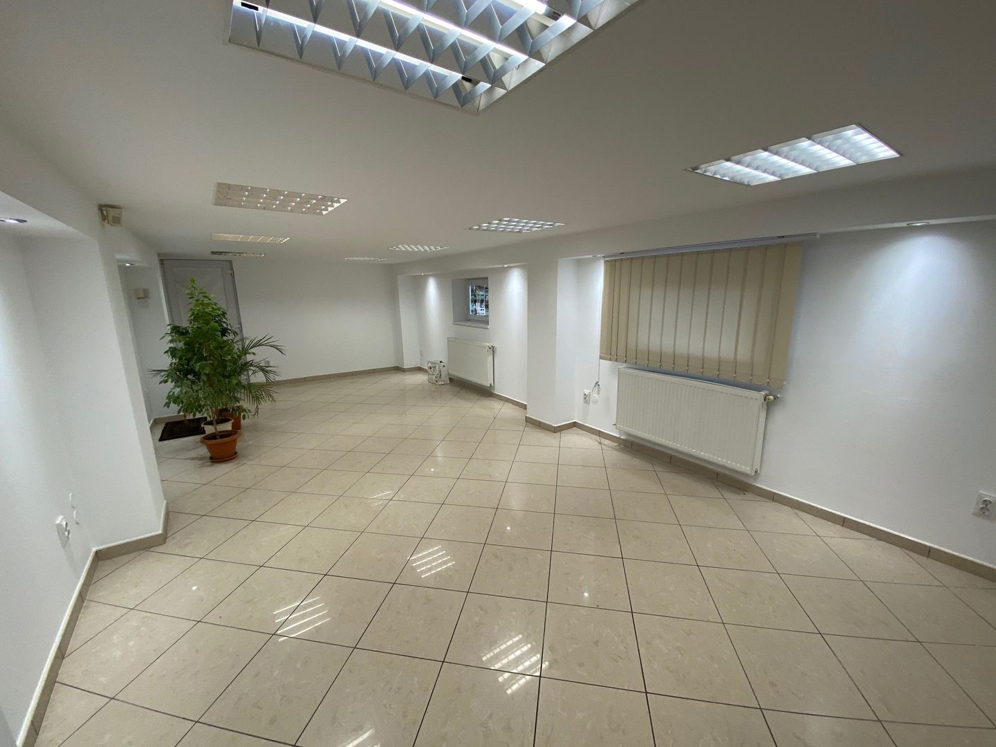 Spatiu de birou -zona strada Cluj - Poză 2