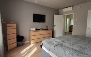 Casa eficienta energetic cu piscina in Giroc - Poză 29