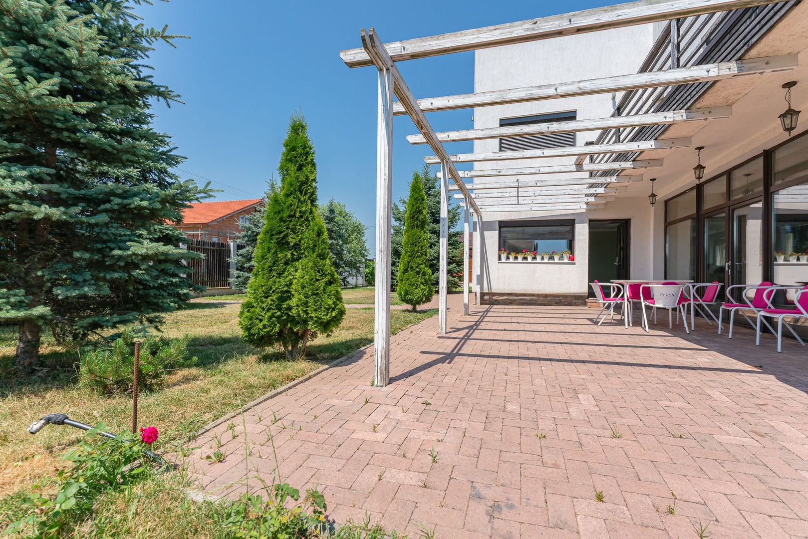 Casa individuala formata din living si 4 dormitoare in Halchiu - Poză 5