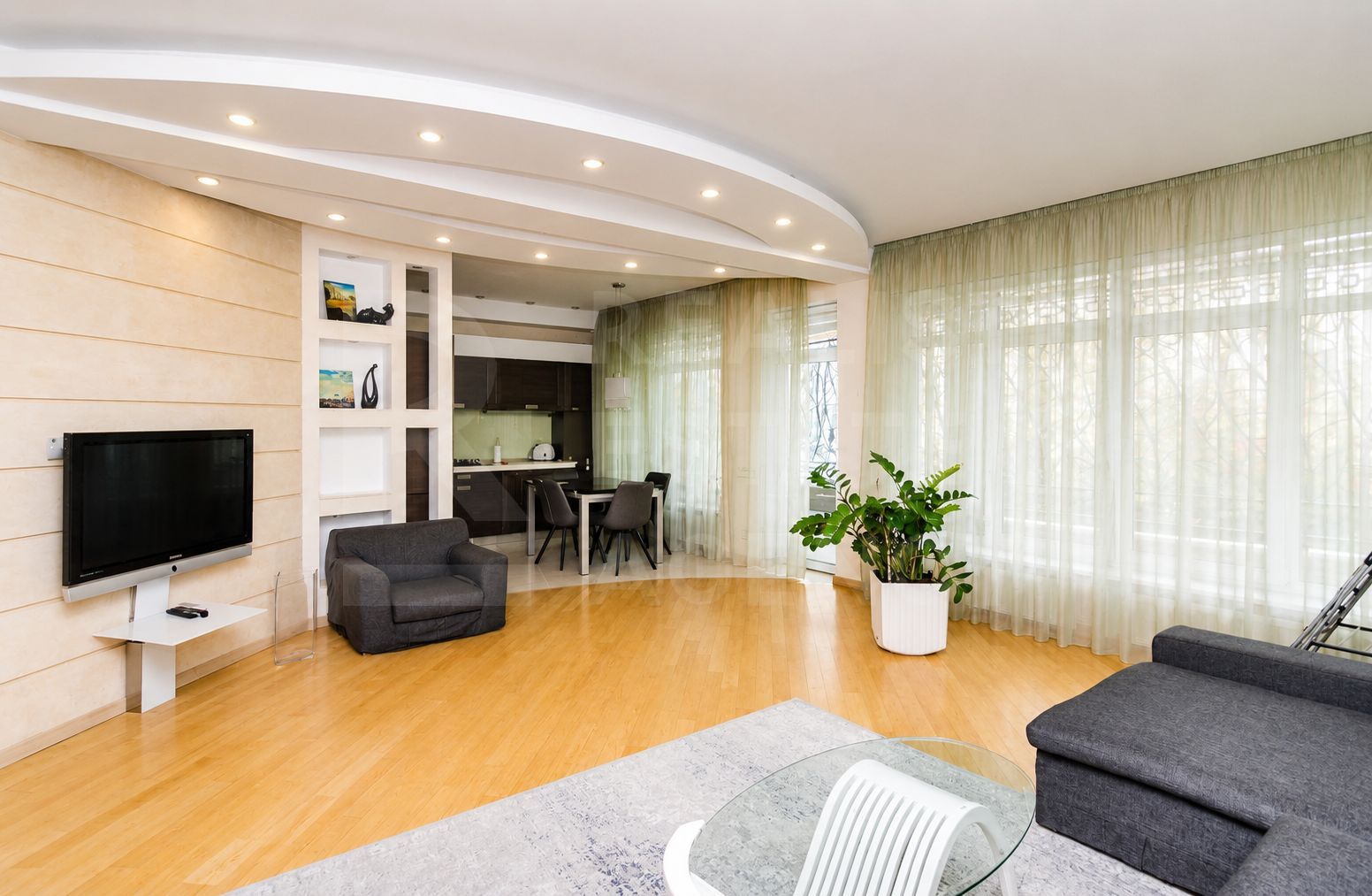 Chirie, apartament, 3 camere, str. Ciuflea, Centru - Poză 3