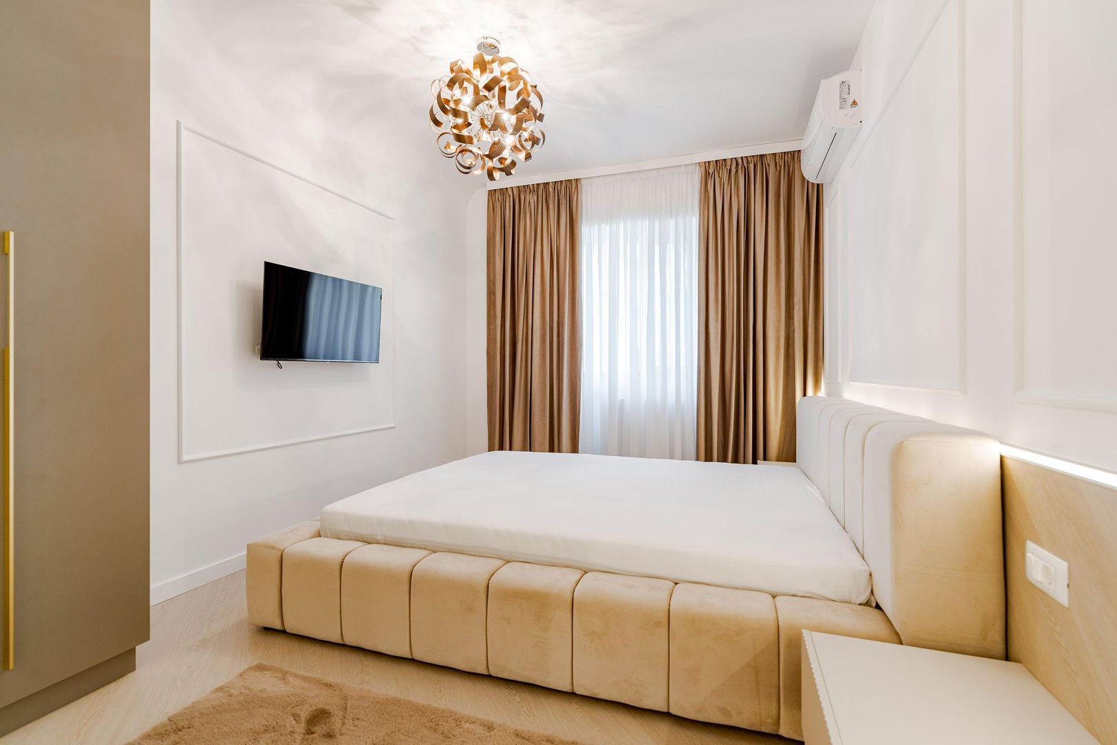 INCHIRIERE APARTAMENT 3 CAMERE CORTINA NORTH PARCARE INCLUSA - Poză 5