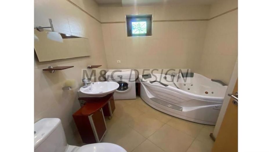 3 camere decomandat lux zona Medicina - CENTRALA PROPRIE - Poză 9