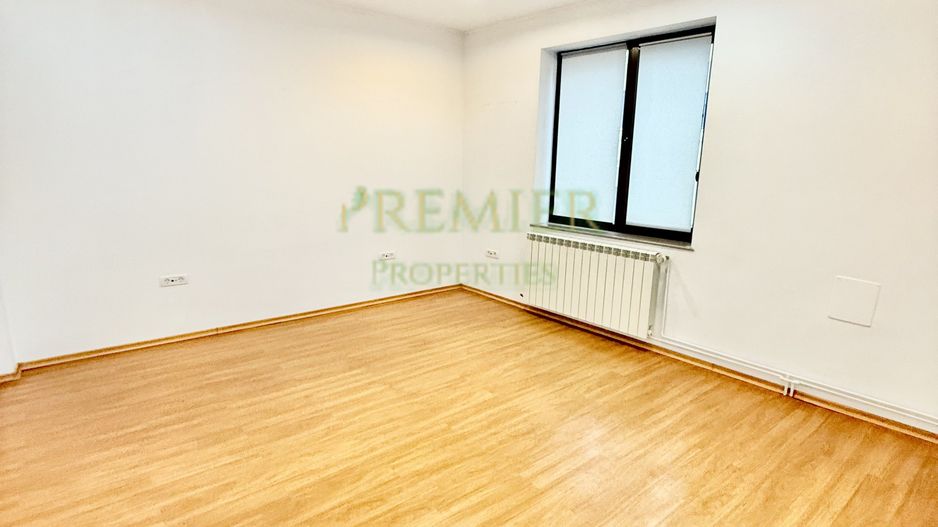 Casă de vânzare  pretabilă pentru clinica, cabinet medical, birouri - Poză 7