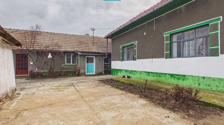 Casă cu 3 camere și teren de 1400 mp în Mișca - Poză 11