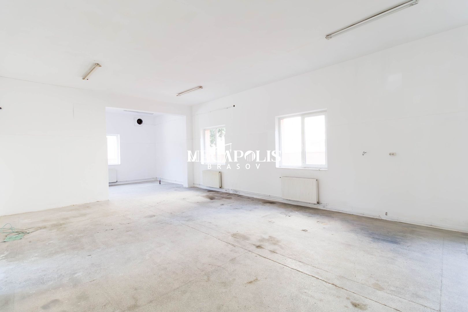 Chirie clădire centrul civic | Brașov | 500mp | 5000€ - Poză 7